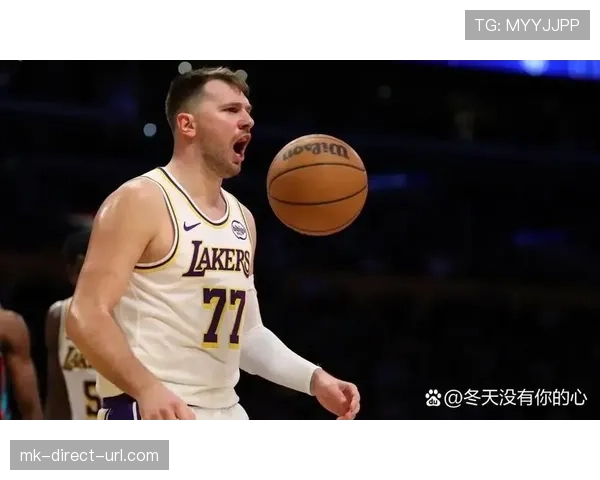东契奇连续三场关键时刻突破拉开差距,提升球队进攻核心地位 东契奇连续三场关键时刻突破拉开差距,提升球队进攻核心地位